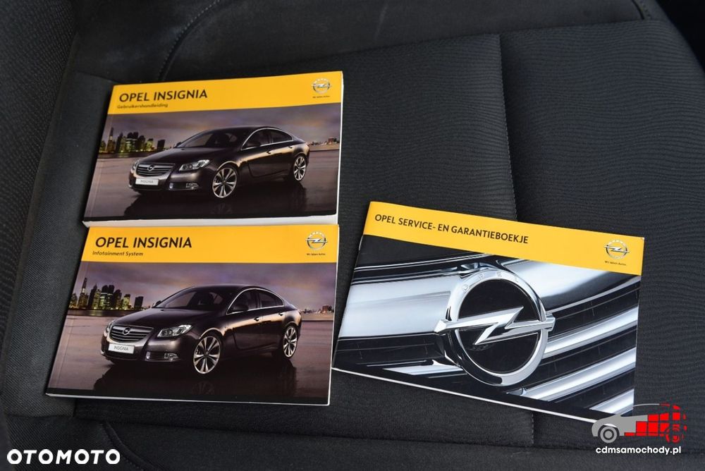 Opel Insignia - 25