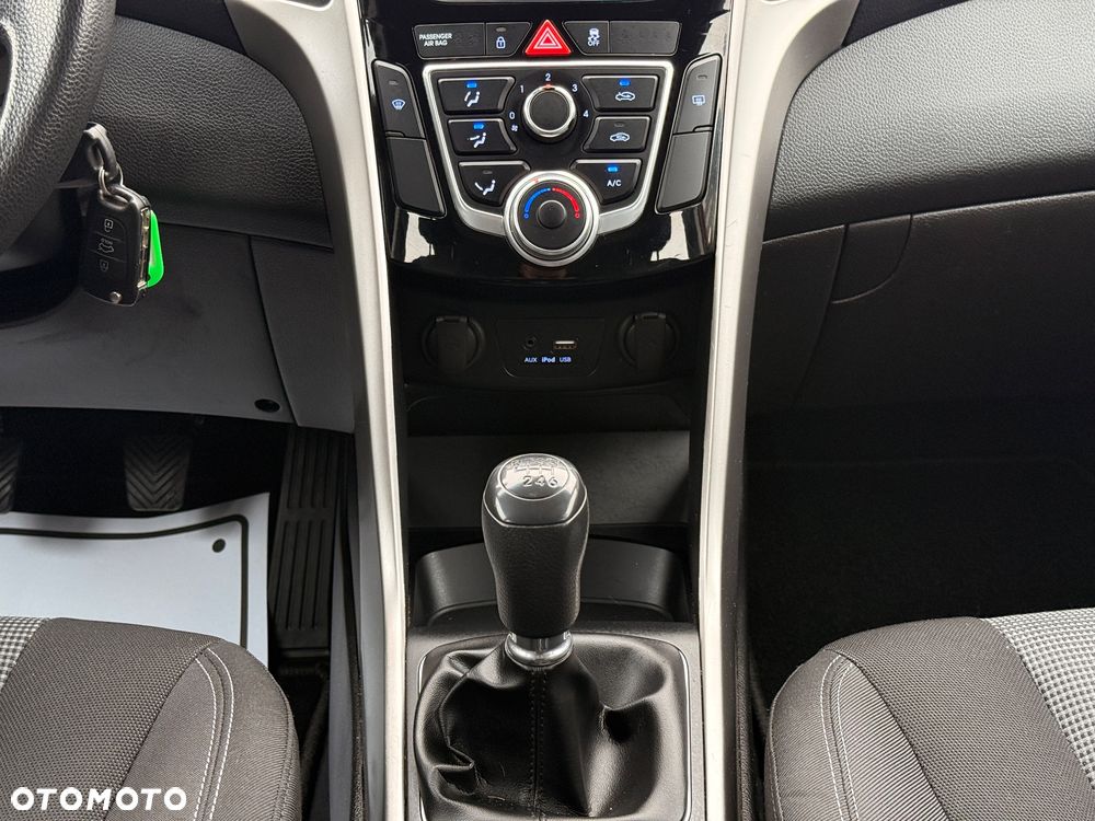 Hyundai i30 1.4 Passion - 20