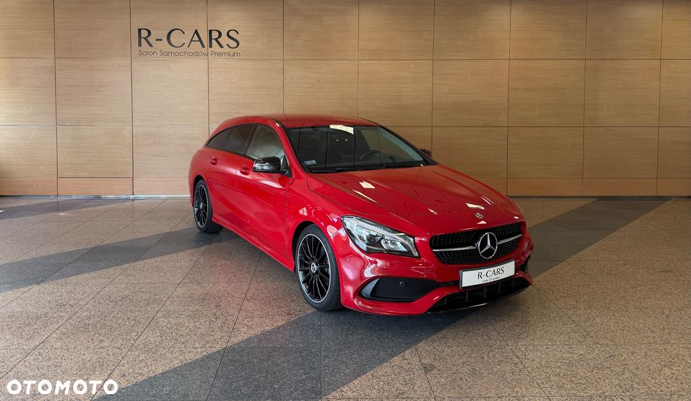 Mercedes-Benz CLA 200 7G-DCT AMG Line - 1