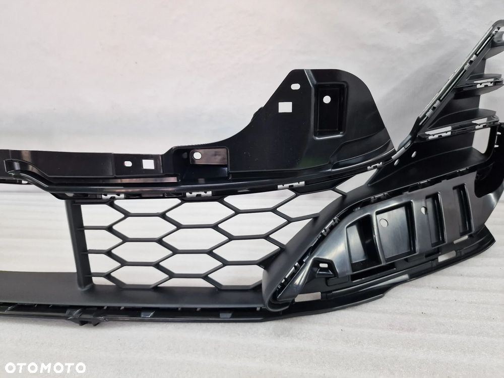 AUDI E-TRON Q6 85H 22- KRATKA ŚRODKOWA ZDERZAKA PRZEDNIEGO PRZÓD , NR 85H807683A , NR AUKCJI GL607 - 3