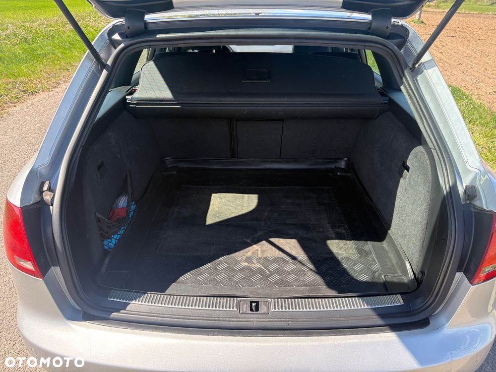 Audi A4 Avant 2.0 TDI Multitronic - 12