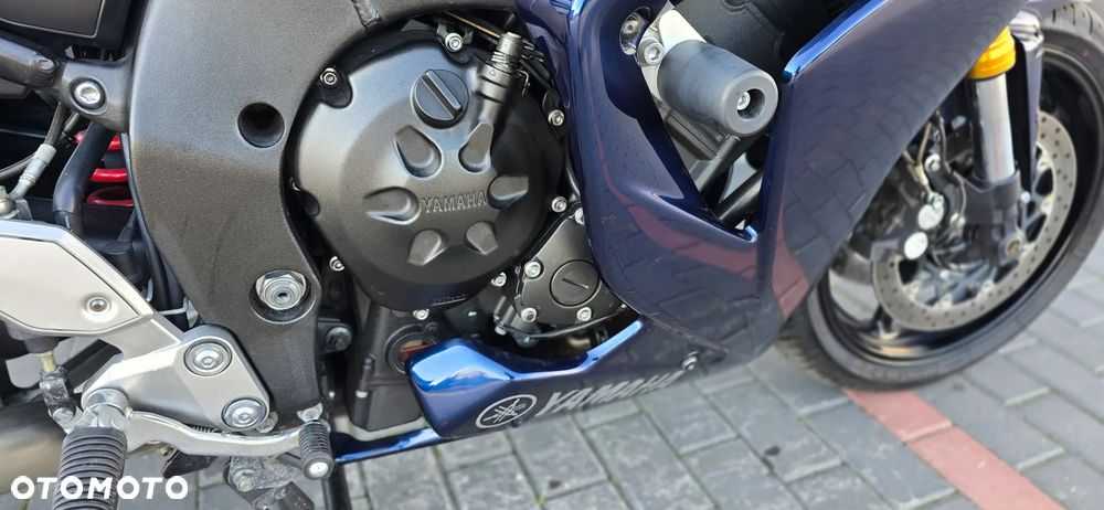 Yamaha FZ - 20