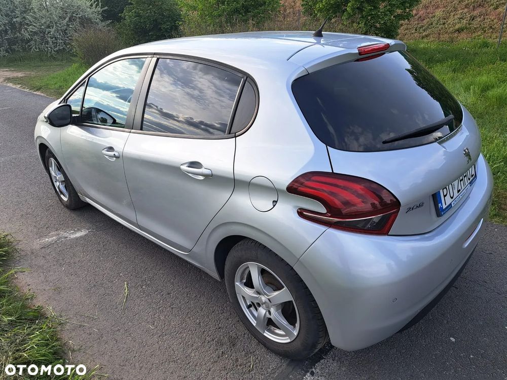 Peugeot 208 82 VTI Active - 11