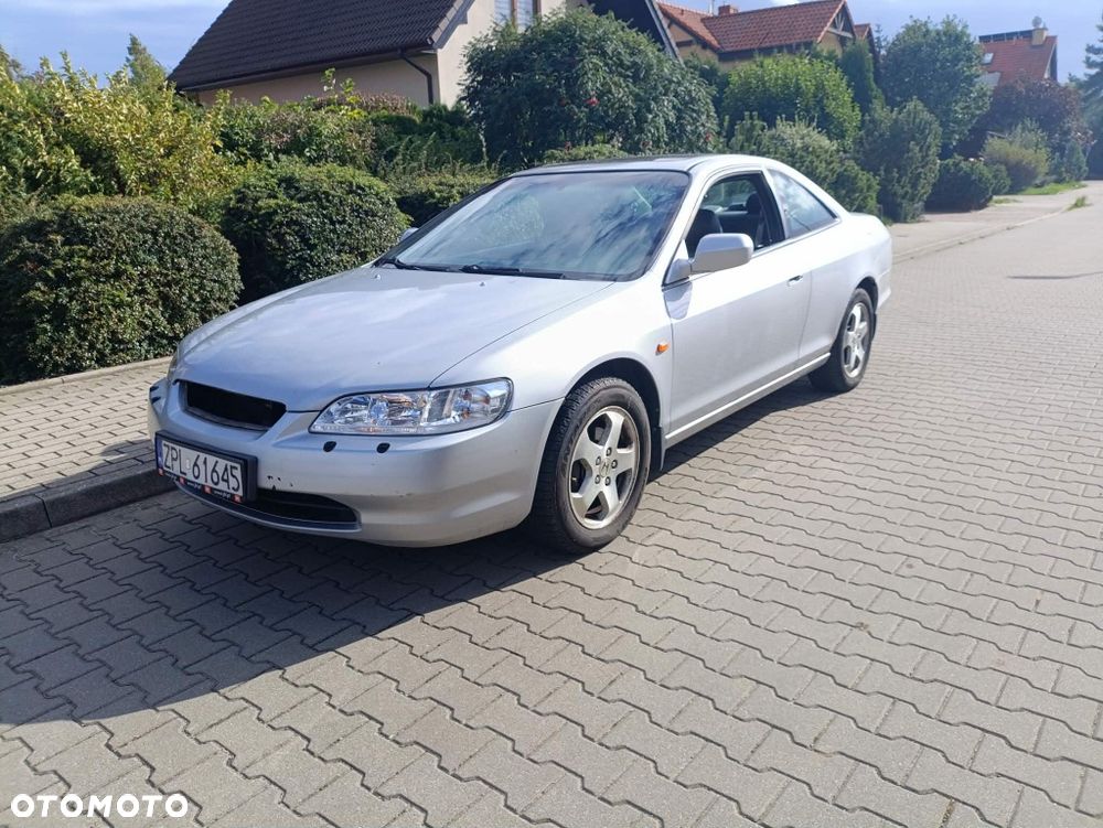 Honda Accord - 1