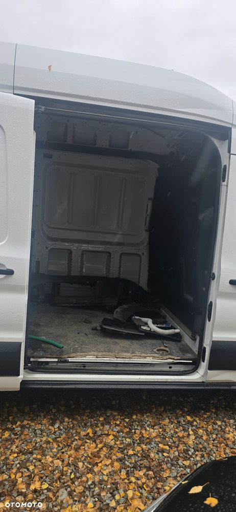 Ford Transit - 11
