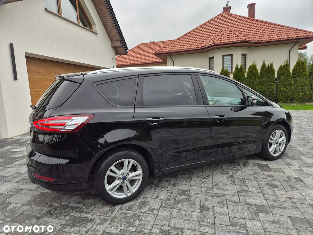Ford S-Max 2.0 EcoBlue Titanium - 24