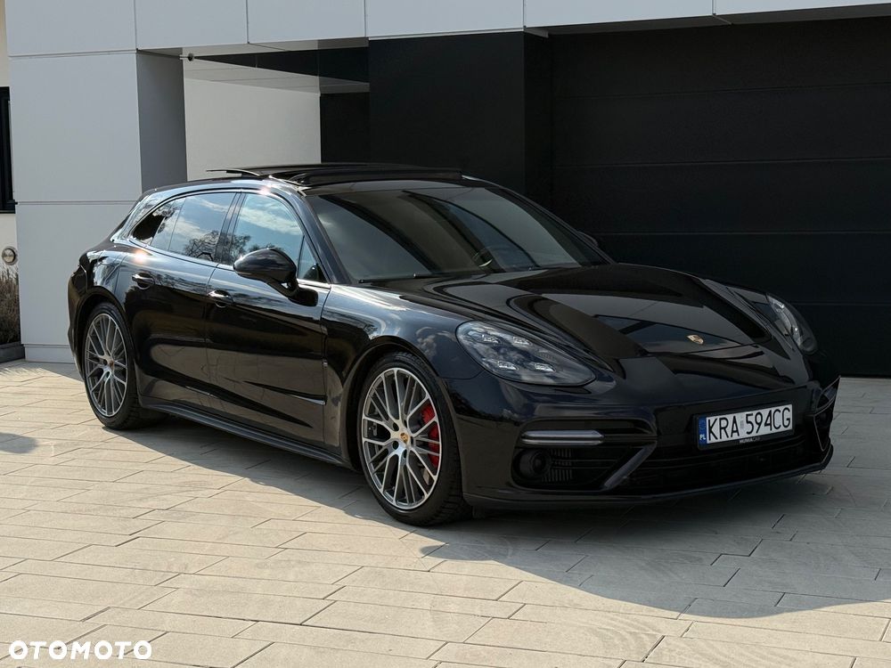 Porsche Panamera Turbo - 25