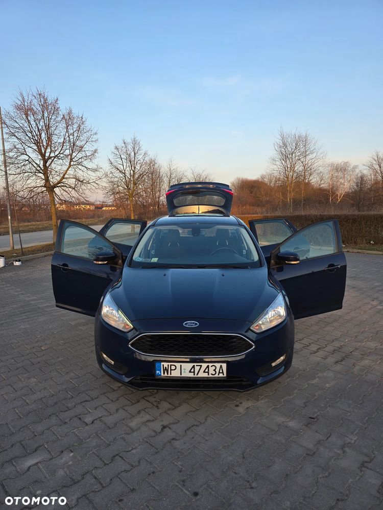 Ford Focus - 10