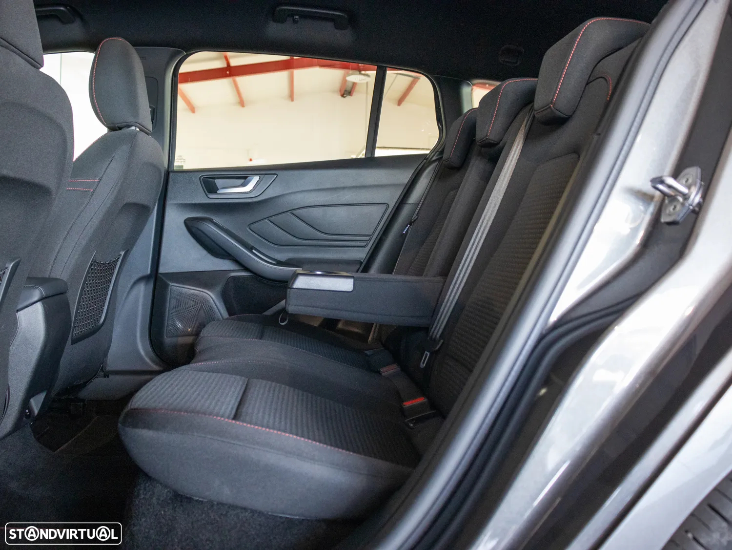 Ford Focus SW 1.0 EcoBoost MHEV ST-Line X Aut. - 11