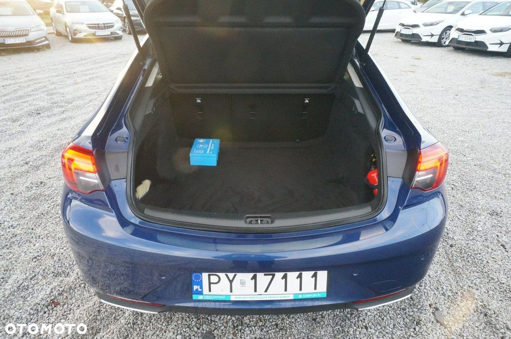 Opel Insignia 2.0 CDTI Elegance S&S - 32