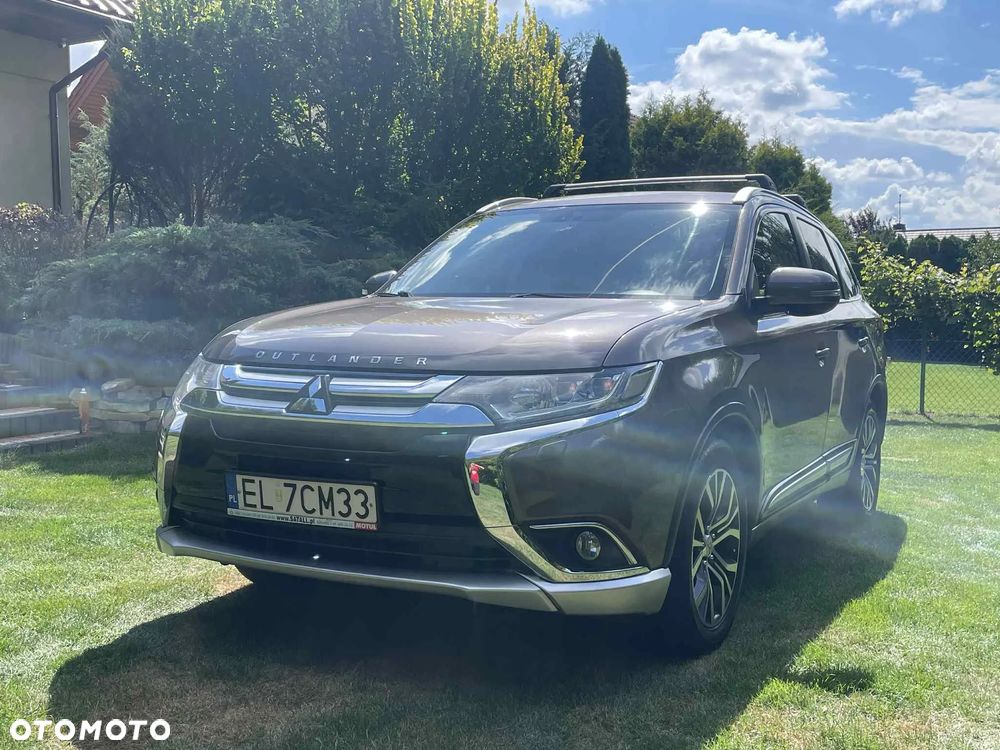 Mitsubishi Outlander 2.0 Instyle Navi 4WD CVT - 1