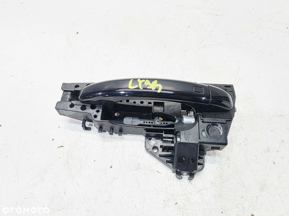 KLAMKA DRZWI LEWY PRZÓD LUB TYŁ AUDI Q3 8U 8U0837885 LY9B - 2