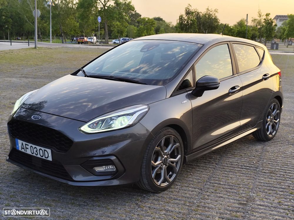 Ford Fiesta 1.0 EcoBoost MHEV ST-Line - 4