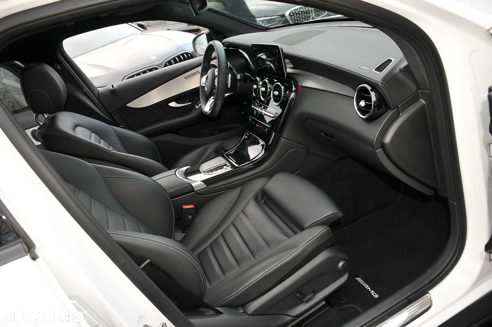 Mercedes-Benz GLC Coupe 300 d 4Matic 9G-TRONIC AMG Line - 28