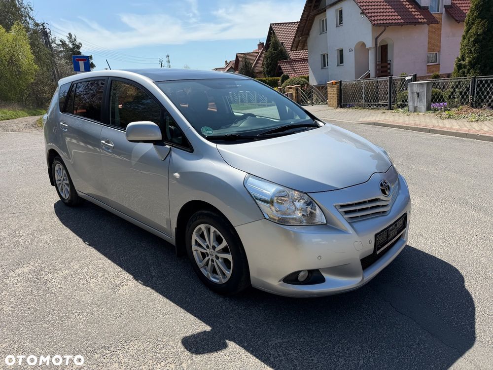 Toyota Verso 1.8 5-Sitzer Comfort - 4