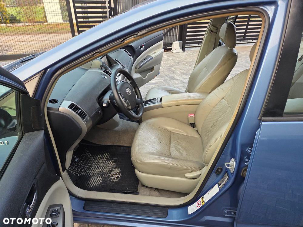 Toyota Prius 1.5 VVT-i Prestige - 19