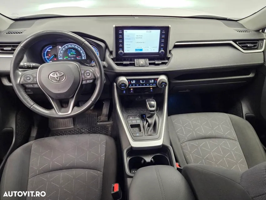 Toyota RAV4 - 5