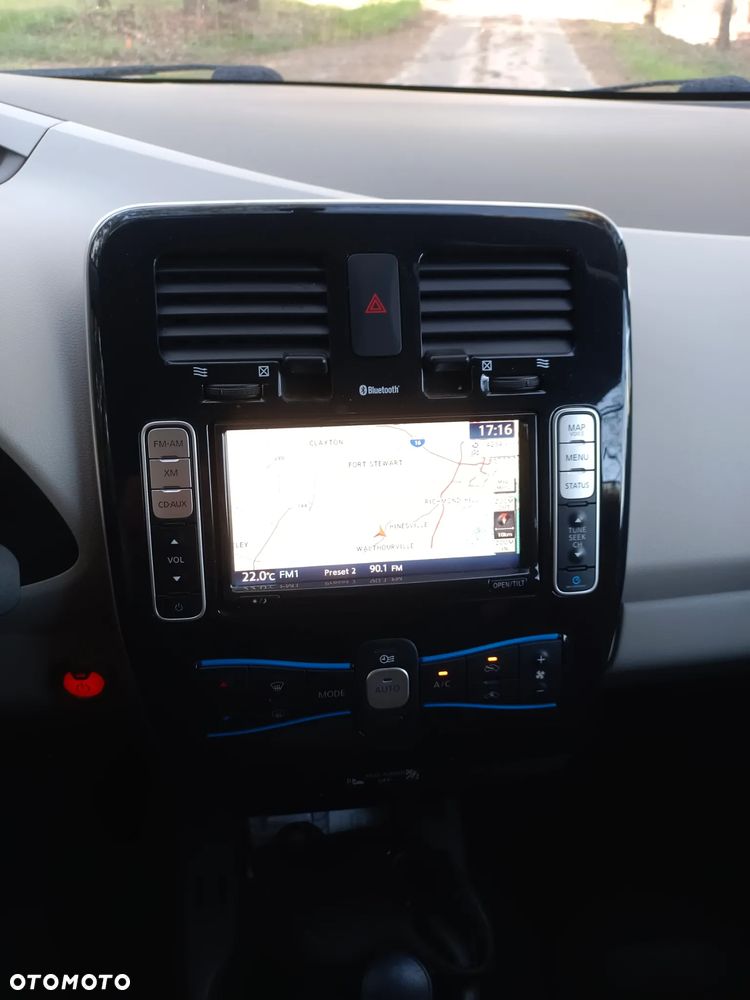 Nissan Leaf 24kWh Tekna - 9