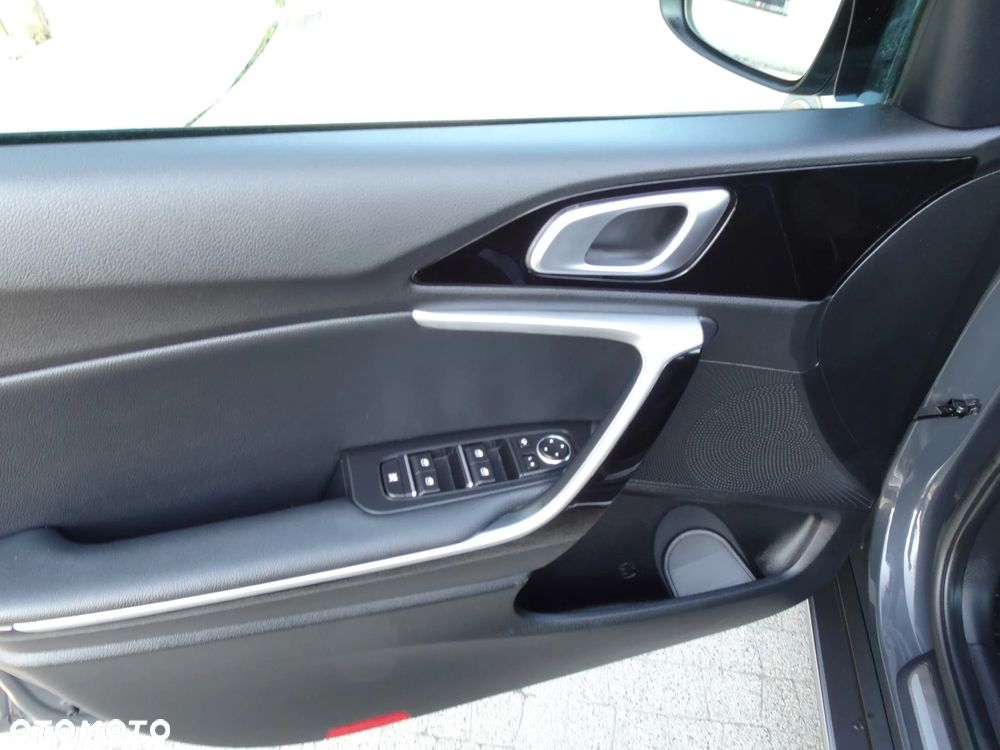Kia XCeed 1.5 T-GDI L - 41