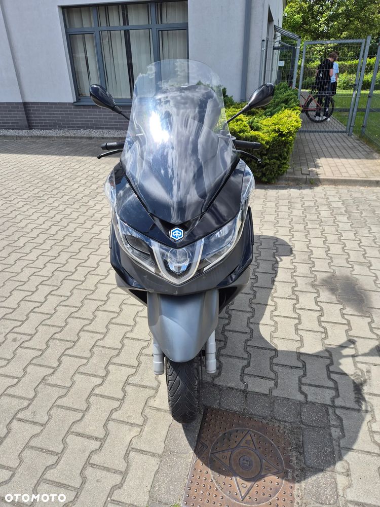 Piaggio X10 - 6