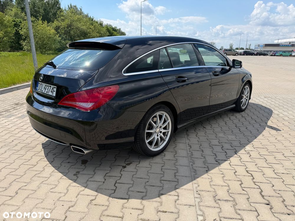 Mercedes-Benz CLA 180 Peak Edition - 4