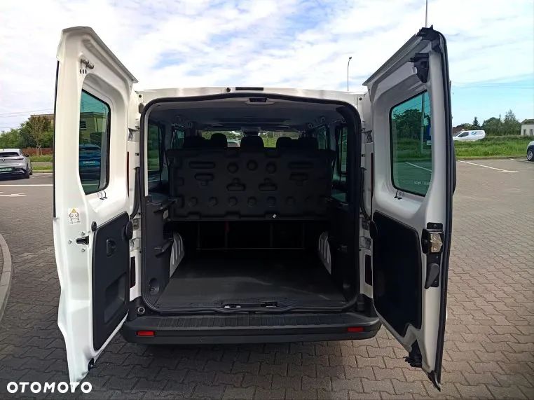 Renault Trafic - 8