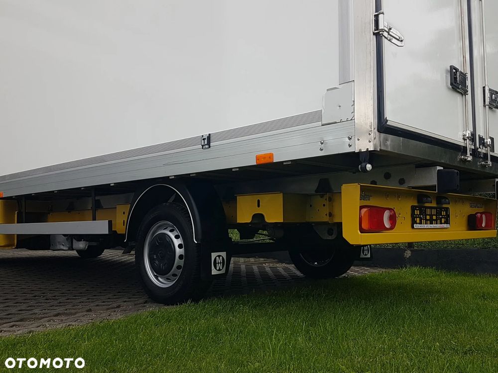 Renault MASTER KONTENER 8EP 4,22x2,24x2,24 KLIMA KRAJOWY MANUAL  6-BIEGÓW DMC 3500 KG - 23