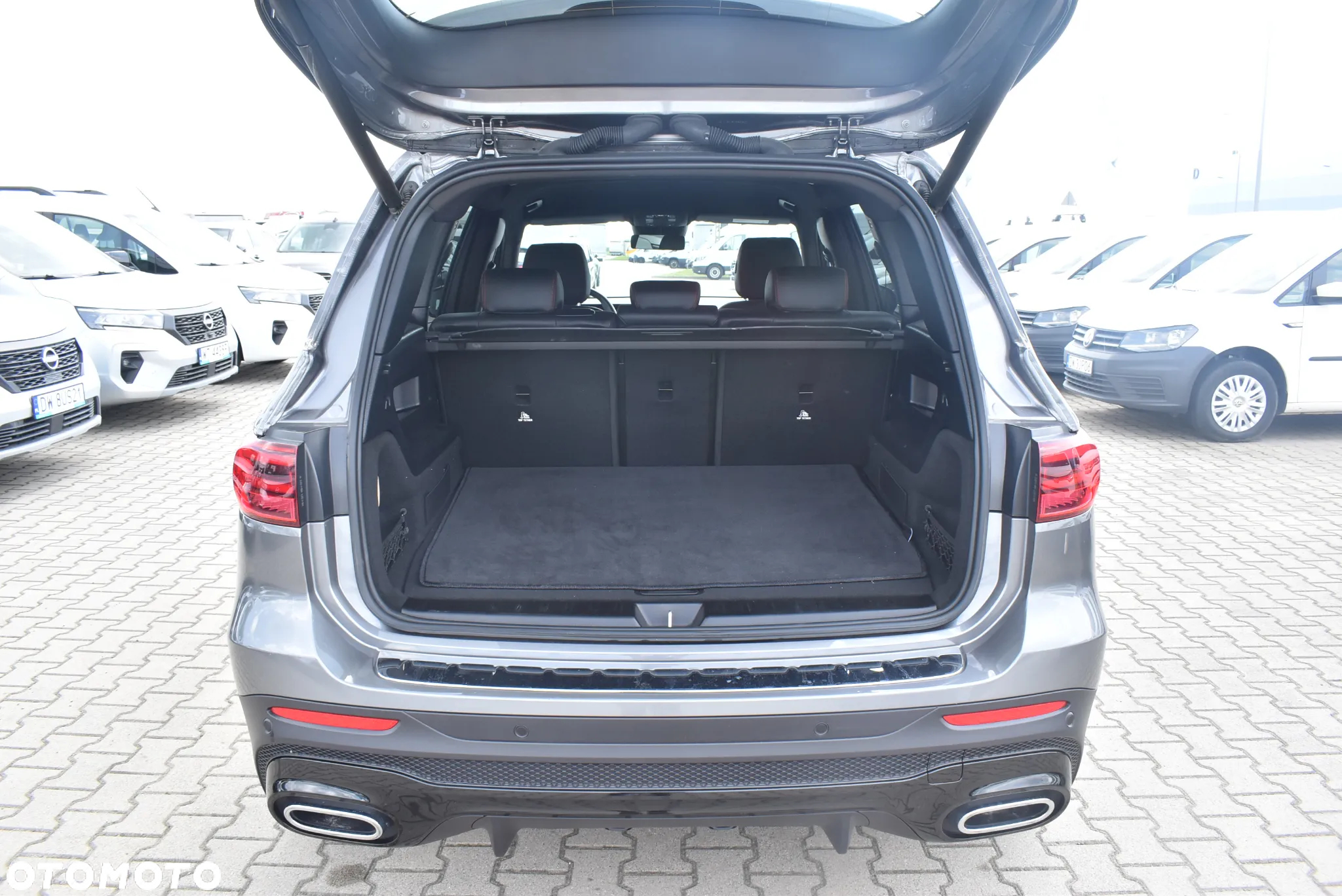 Mercedes-Benz GLB 200 d 4-Matic 8G-DCT - 14