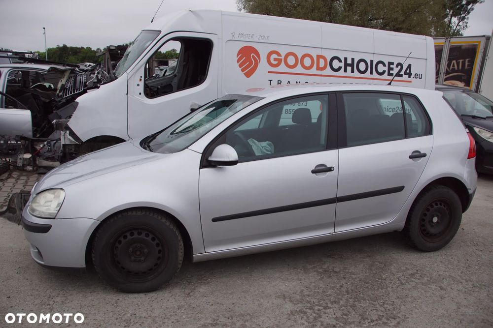 Auto na części - Volkswagen Golf V 1.4 16V BCA FXQ LA7W 2006R Silnik Skrzynia Drzwi Błotnik Klapa Zderzak Lampa Lusterko Klamka Szyba Deska Kokpit Sterownik Moduł Czujnik Licznik Wyświetlacz Panel Kierownica - 2