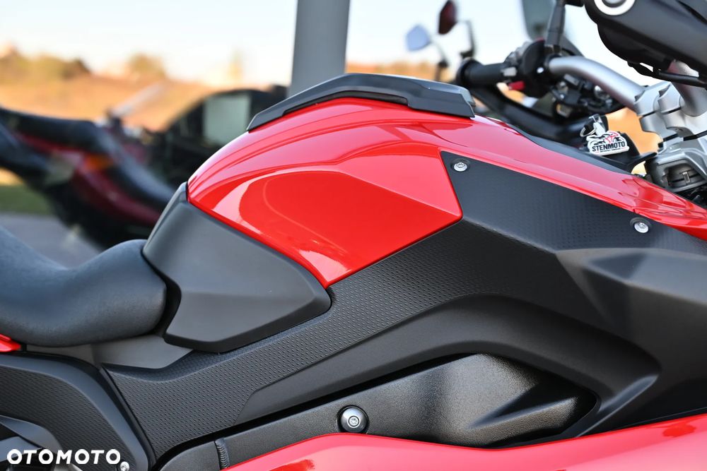 BMW XR - 15