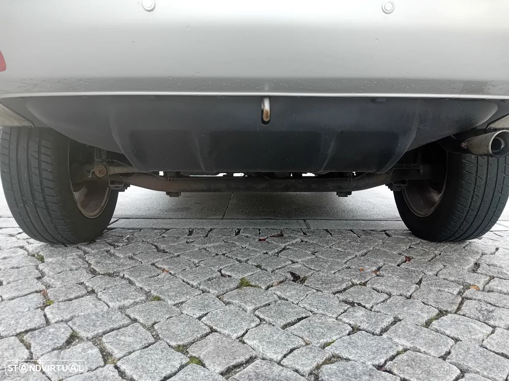 Honda HR-V 1.6 LS - 21