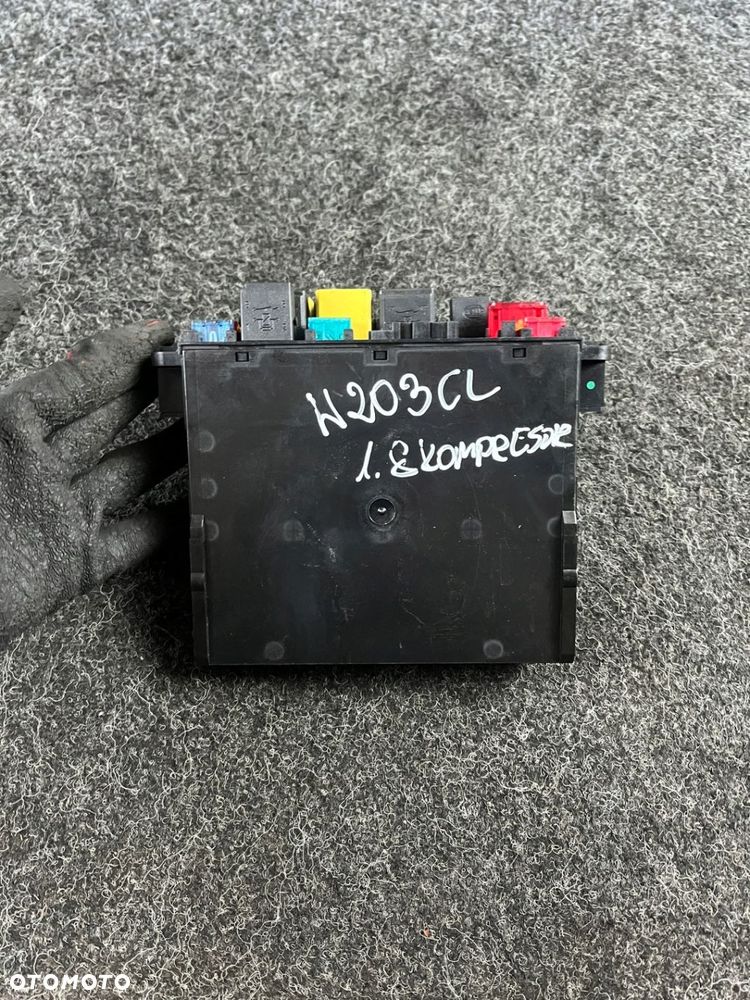 mercedes w203 cl 1.8 moduł SAM skrzynka bezpieczników 2095451101 - 5