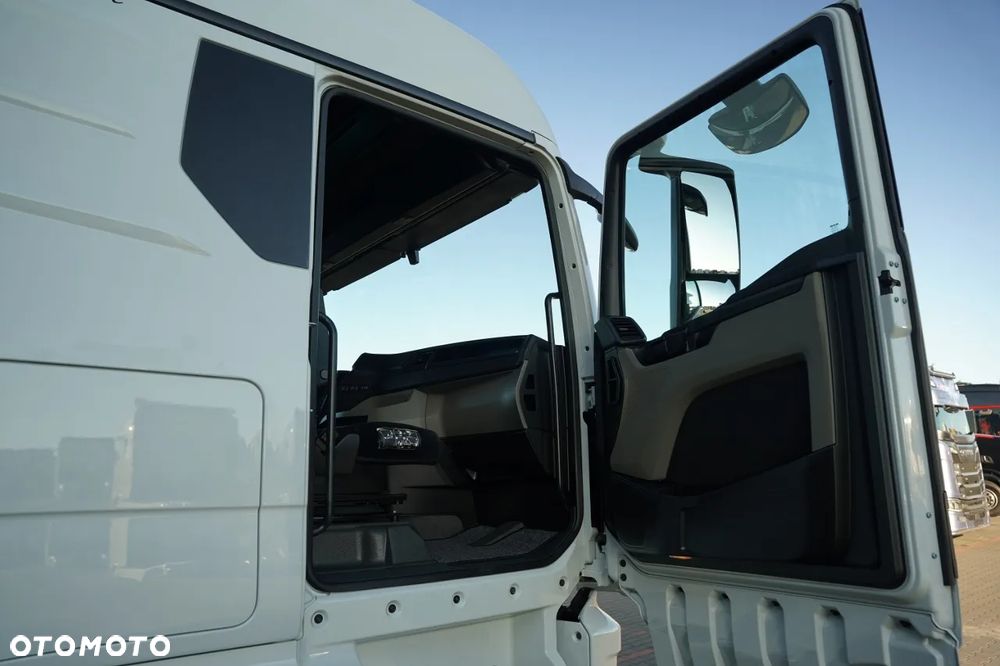 MAN TGX 18.470 / GM / RETARDER / KLIMA POSTOJOWA / - 37