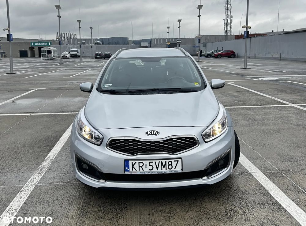 Kia Ceed - 3
