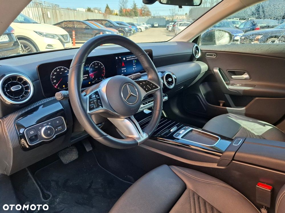 Mercedes-Benz CLA - 6