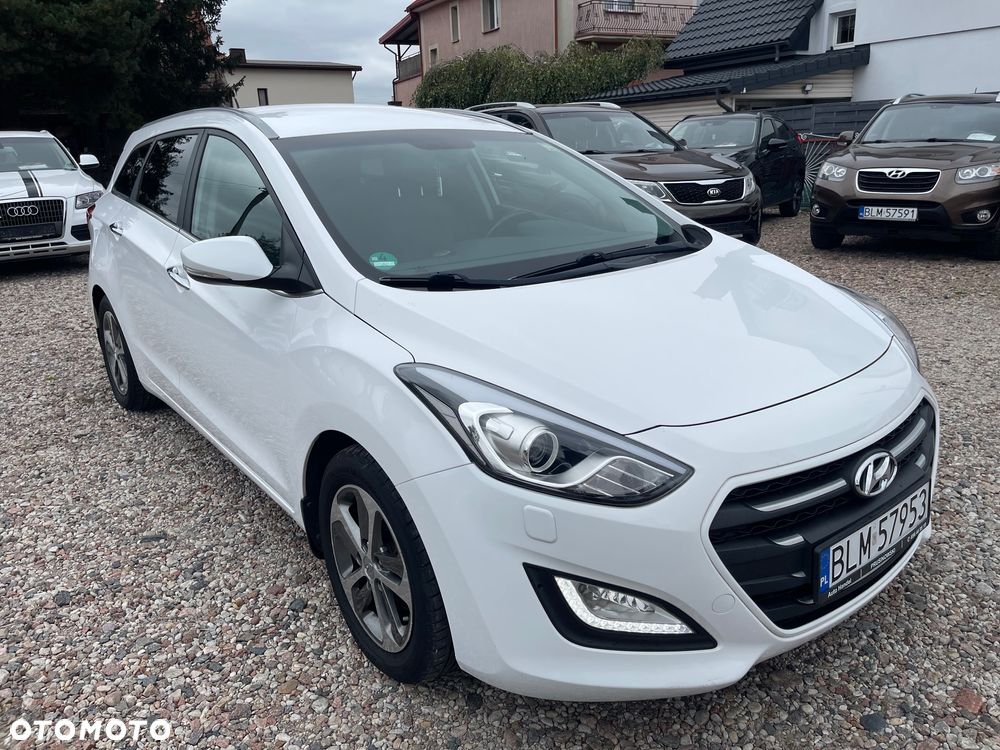 Hyundai i30 1.6 CRDi BlueDrive Premium DCT - 6