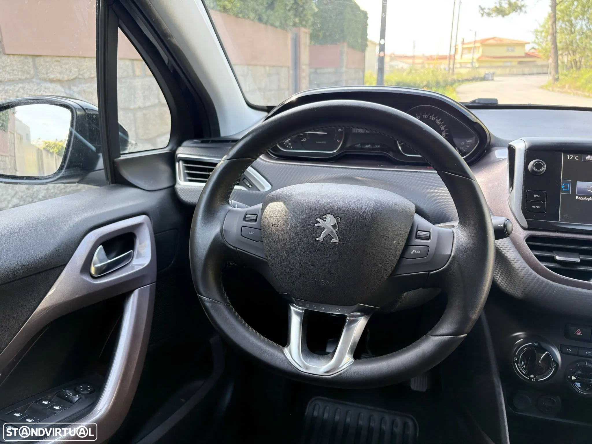 Peugeot 2008 1.2 PureTech Style - 13