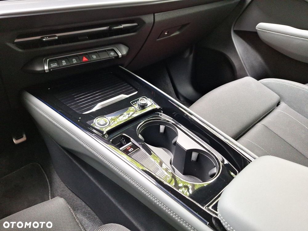 Audi Q3 - 24