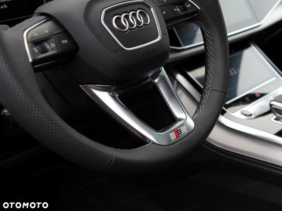 Audi Q7 - 7
