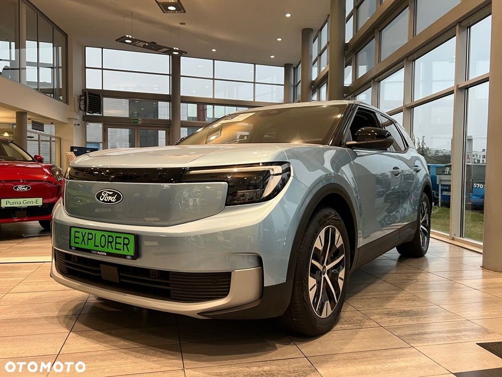 Ford Explorer - 2