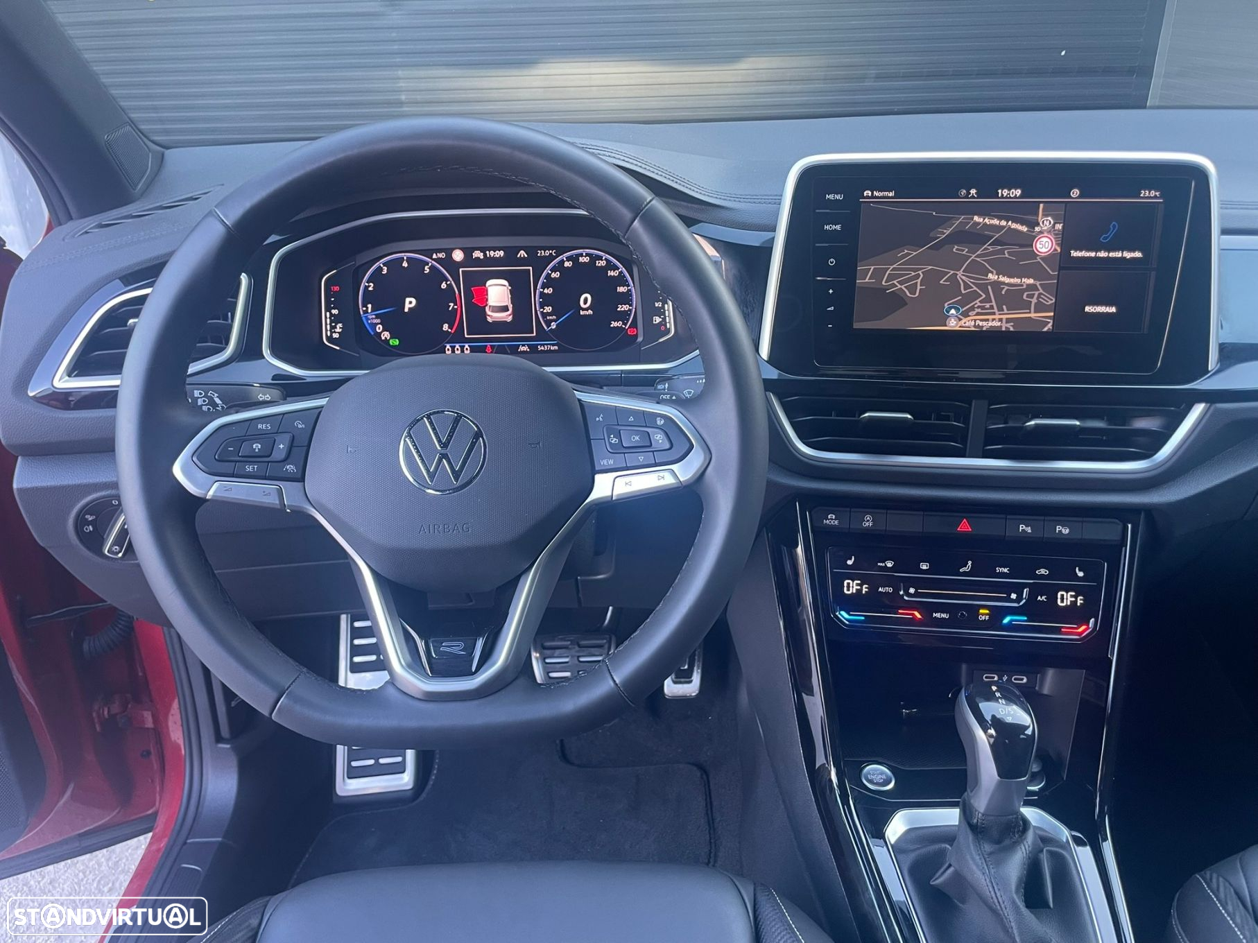 VW T-Roc 1.5 TSI R-Line DSG - 12