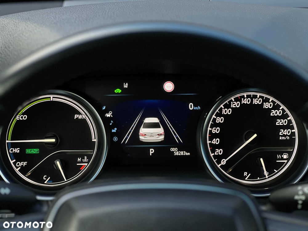 Toyota Camry 2.5 Hybrid Comfort CVT - 22