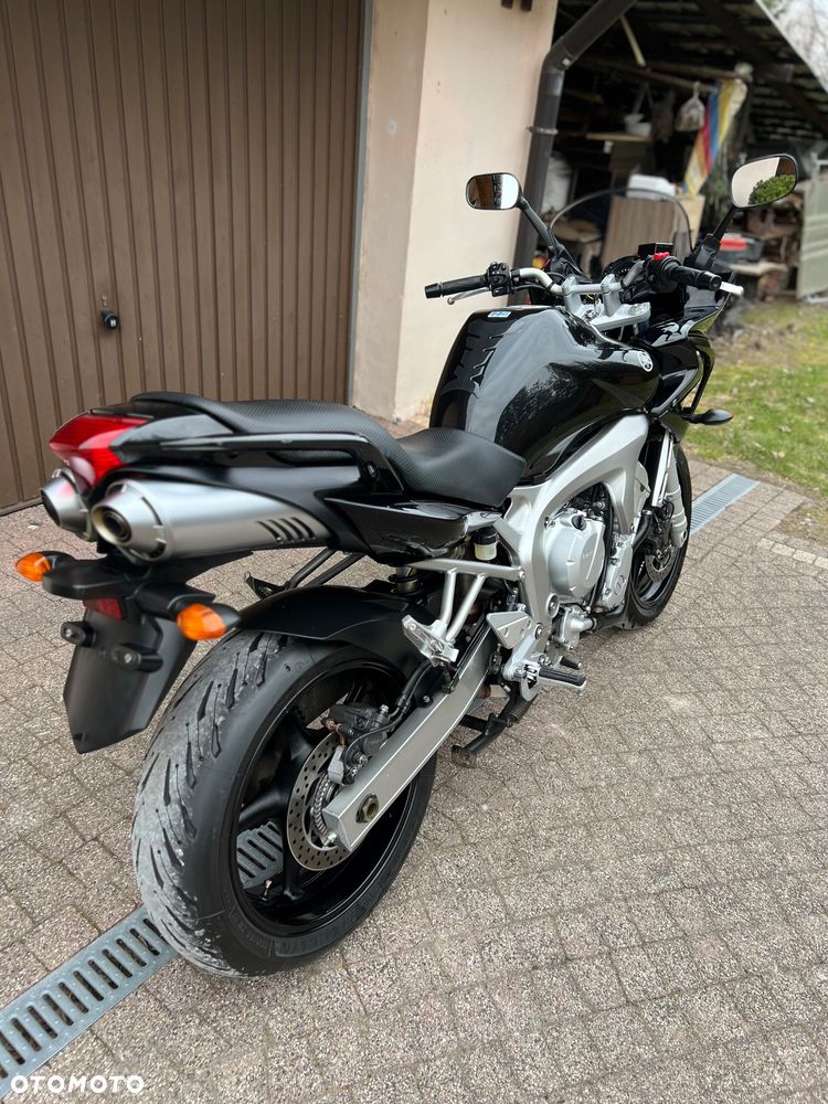 Yamaha FZ6 - 12