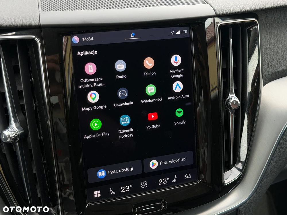 Volvo XC 60 B4 B Momentum Pro - 18