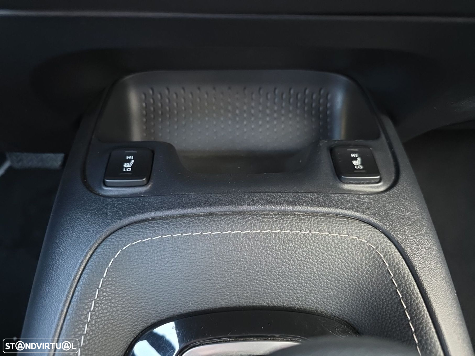 Toyota Corolla 1.8 Hybrid Comfort Plus - 19
