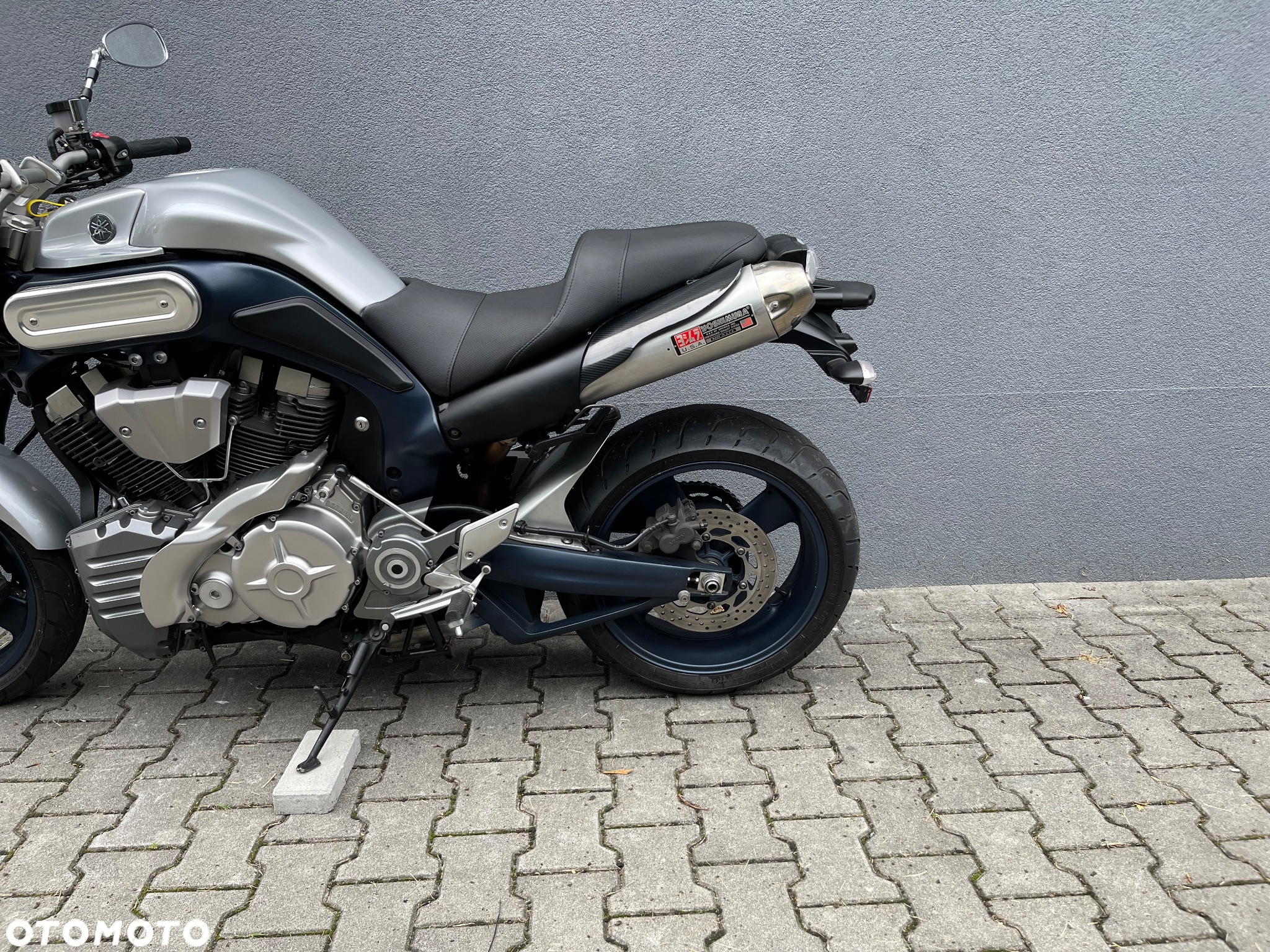 Yamaha MT - 8