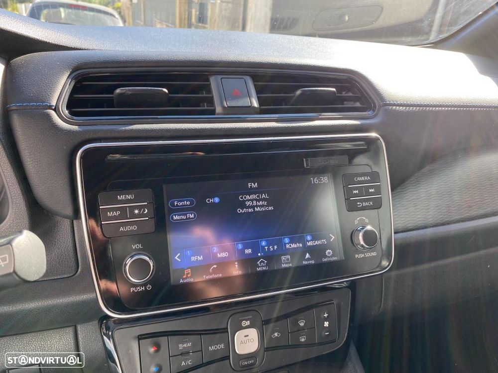 Nissan Leaf N-Connecta - 21