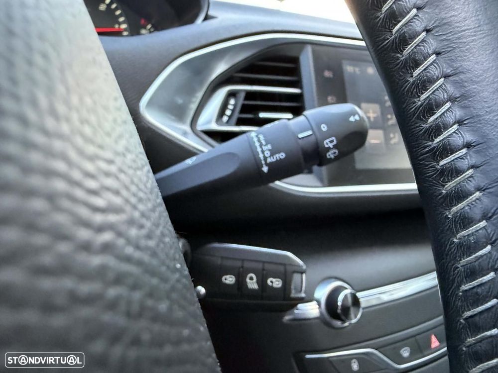 Peugeot 308 1.6 BlueHDi Allure - 34