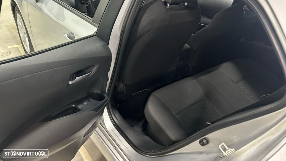 Toyota Corolla 1.8 Hybrid Active - 6