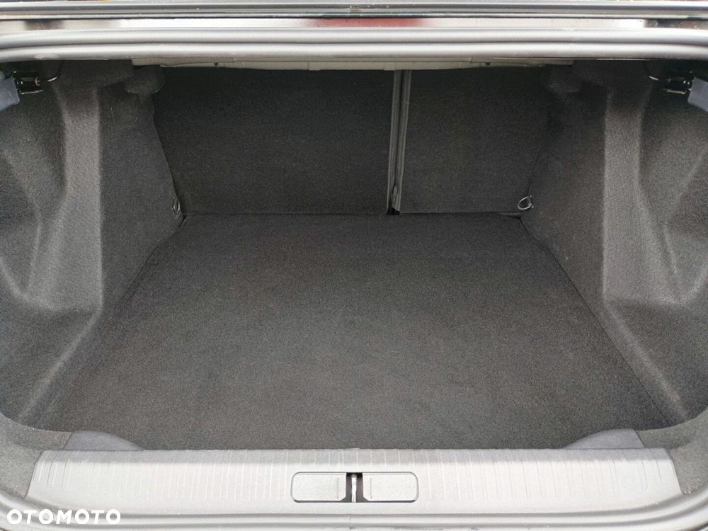 Citroën C4X 1.2 PureTech Plus S&S EAT8 - 7